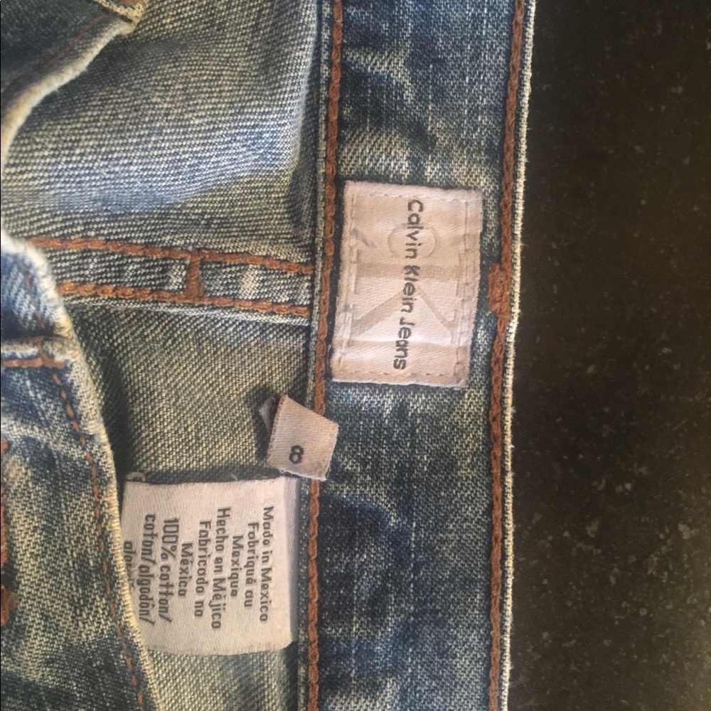 Jeans - Picture 2 of 3